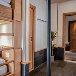 Hotel Grand Your With Common Kitchens With Self Check-in
