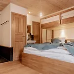 Hotel Grand Your With Common Kitchens With Self Check-in 3*