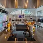 Grand Your With Common Kitchens With Self Check-in Hotel
