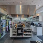 Grand Your With Common Kitchens With Self Check-in 3*