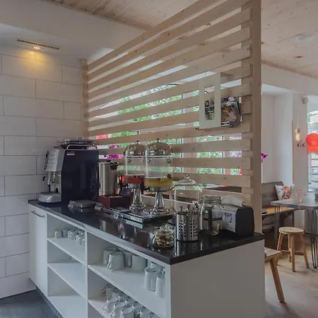 Grand Your With Common Kitchens With Self Check-in Енгельберг