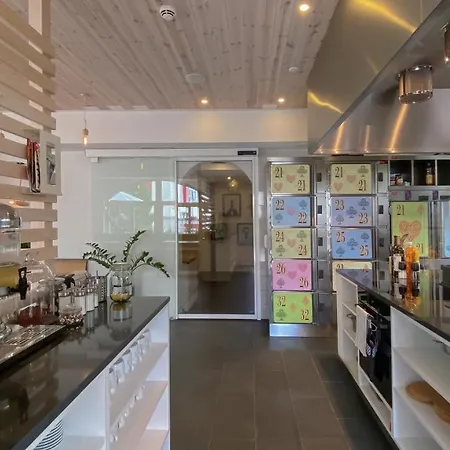 Grand Your With Common Kitchens With Self Check-in 4* Engelberg