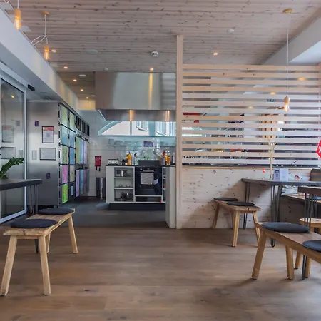 Grand Your With Common Kitchens With Self Check-in 3*