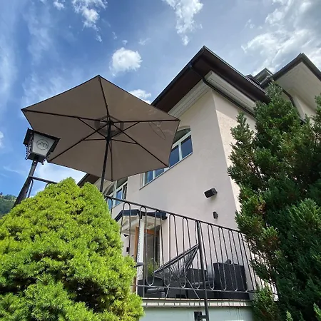 Grand Your With Common Kitchens With Self Check-in Hotel 3*