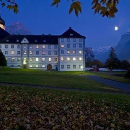 Grand Your With Common Kitchens With Self Check-in Hotel 3*