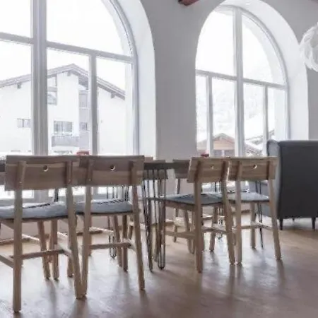 Grand Your With Common Kitchens With Self Check-in Hotel Engelberg