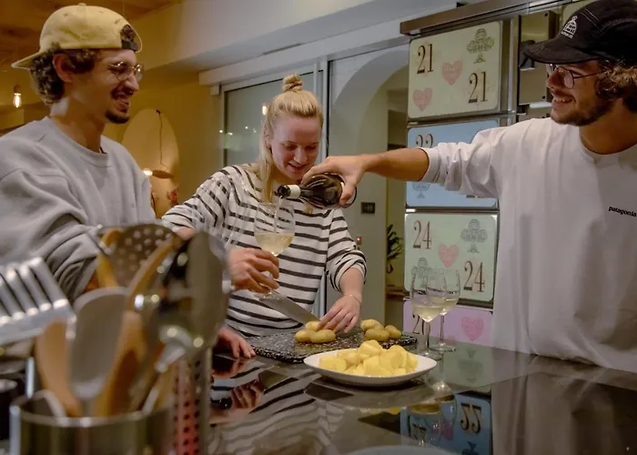 Grand Your With Common Kitchens With Self Check-in Engelberg