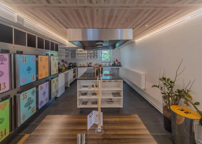 Grand Your With Common Kitchens With Self Check-in Hotel Engelberg