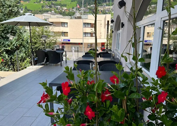 Grand Your With Common Kitchens With Self Check-in