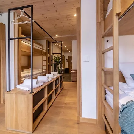 Szálloda Grand Your With Common Kitchens With Self Check-in