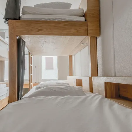 Grand Your With Common Kitchens With Self Check-in Szálloda 3*