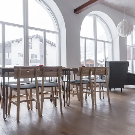 Grand Your With Common Kitchens With Self Check-in 3*