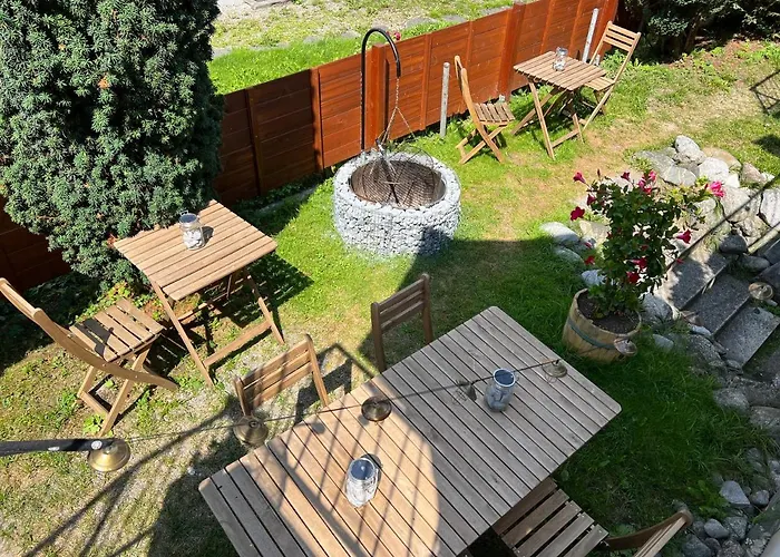 Hotel Grand Your With Common Kitchens With Self Check-in