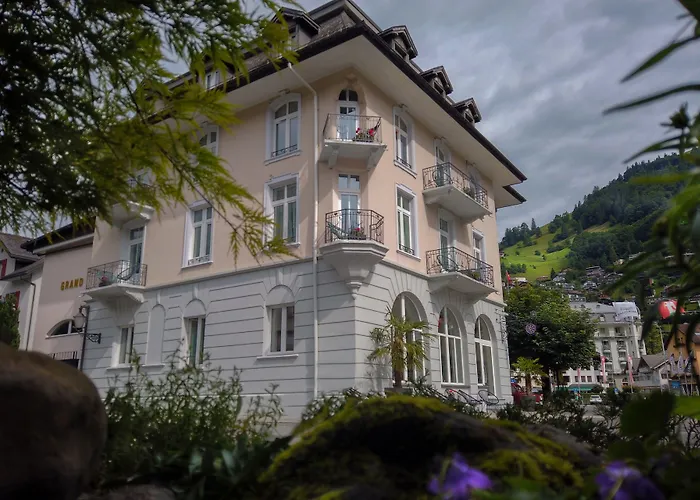 Hotel Grand Your With Common Kitchens With Self Check-in 3*